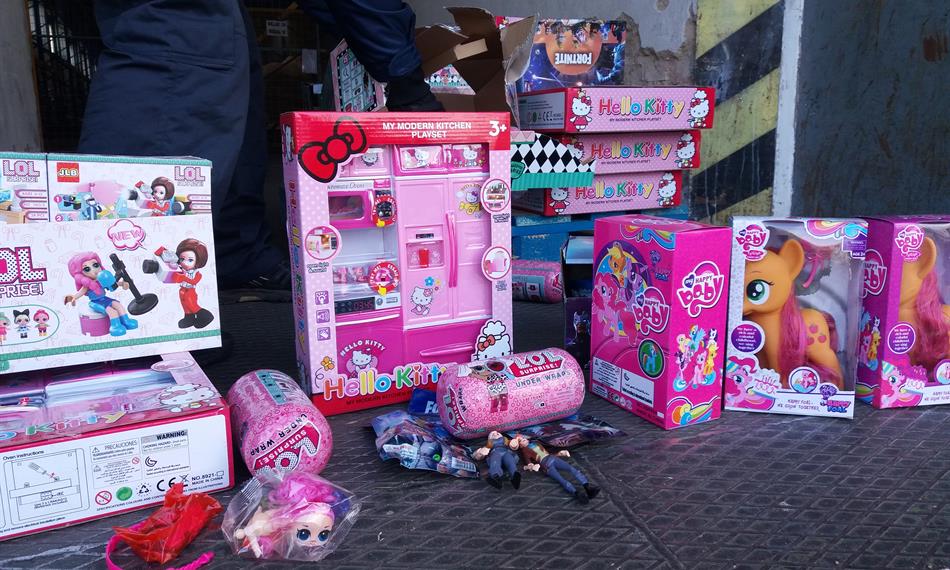 2019-10-4-1025HRAČKY 4.jpg